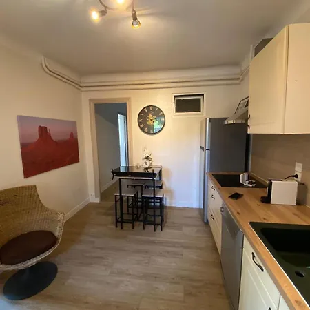 Appartement La Campagne En Piscine, Jardins Et 2 Confort